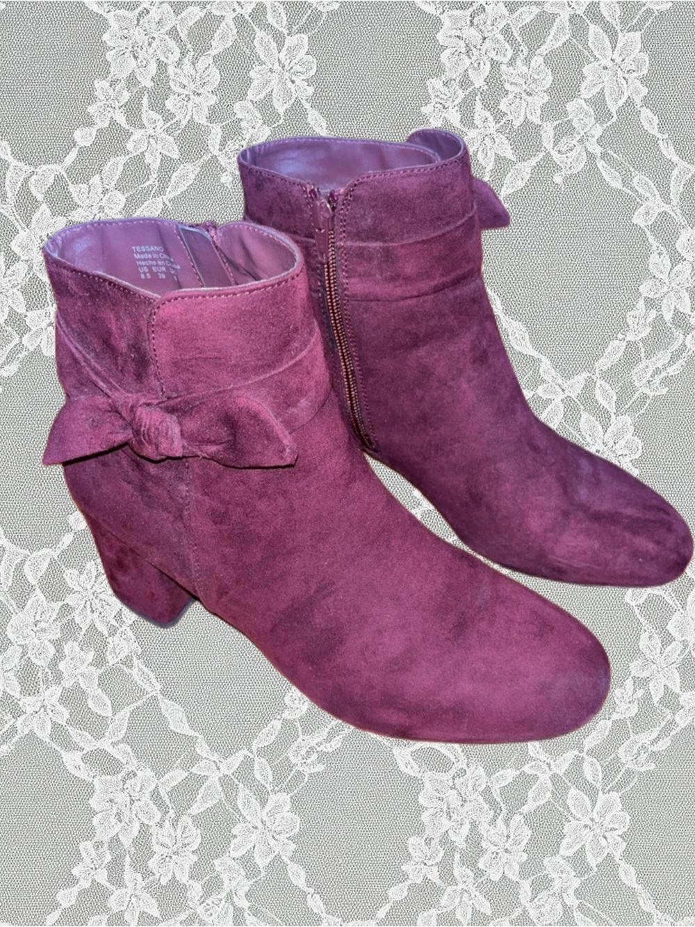 Suede boots